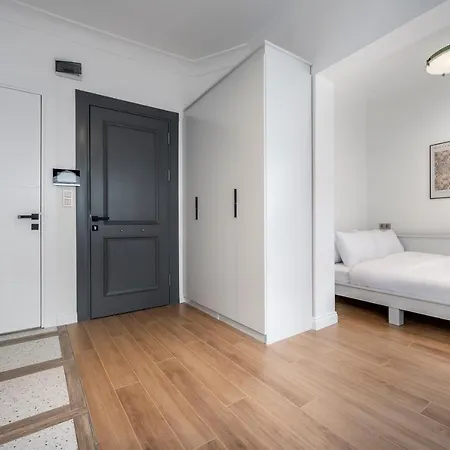 Modern Large Studio In Beyoglu * Stambuł